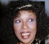 Ce lundi 24 février 2025, la chanteuse américaine Roberta Flack a rendu son dernier souffle à l'âge de 88 ans. Elle était également atteinte de la maladie de Charcot comme l'a rapporté The New York Times.
New York, NY - Roberta Flack, l'emblématique chanteuse de R&B connue pour des succès comme « Killing Me Softly With His Song » et « The First Time Ever I Saw Your Face », est décédée à l'âge de 88 ans.(Backgrid USA / Bestimage).