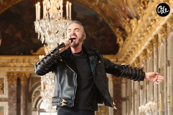 Exclusif - Christophe Willem lors de l'enregistrement de l'émission "Versailles en fêtes" diffusée le 5 septembre 2026 sur France 2, à Versailles, France, le 6 juillet 2026. © Guebey-Tribeca/Bestimage