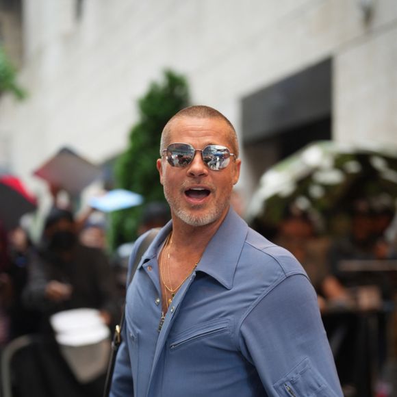 Brad Pitt à l'aéroport de New York.

Photo : Backgrid USA / Bestimage