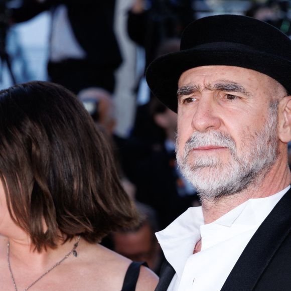 La soirée a aussi été marquée par la présence d’Éric Cantona, Noah Schnapp et Claude Lelouch.

Avril Besson, Eric Cantona - Montée des marches du film " El Ser Querido " lors du 79ème Festival International du Film de Cannes, le 16 mai 2026. © Jacovides-Moreau / Bestimage