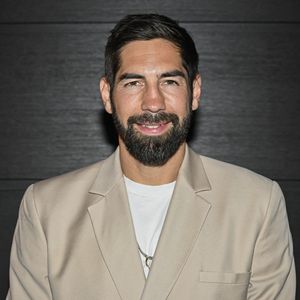 Nikola Karabatic est né en Serbie et a grandi dans l'est de la France.

Nikola Karabatic lors de la cérémonie de remise des Trophées LNH du championnat de France de handball au Théâtre Marigny, à Paris, France. 

Photo par Victor Joly/ABACAPRESS.COM