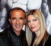 Côté vie privée, Nikos Aliagas file le parfait amour avec sa compagne Tina Grigoriou, avec qui il a eu deux enfants baptisés Agathe et Andréas

Nikos Aliagas et sa femme Tina - Vernissage de l'exposition "Les grands âges", photographies de Nikos Aliagas au musée de l'Homme à Paris le 7 avril 2026. © Dominique Jacovides/Bestimage