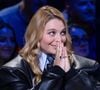 Santa est chanteuse et coach dans "The Voice Kids."

Santa lors de l'enregistrement de l'émission "La Boîte à secrets". © Cyril Moreau/Bestimage