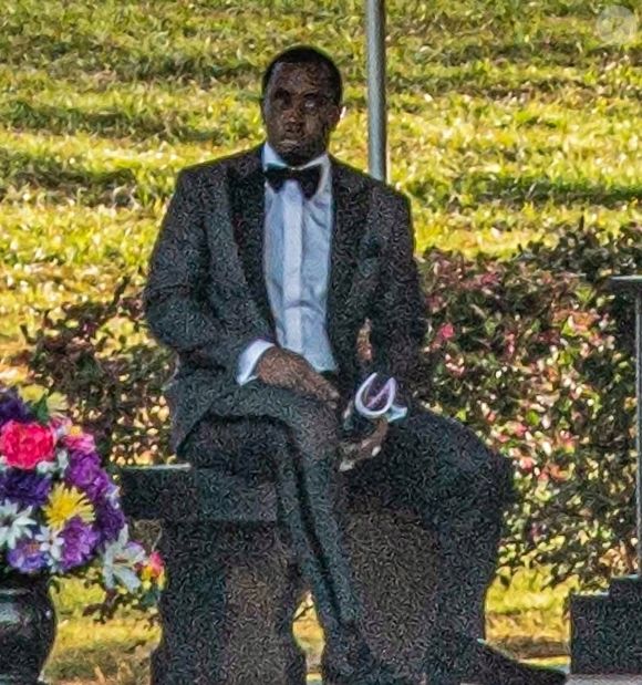 Columbus, GA - EXCLU - Sean 'Diddy' Puffy Combs assiste aux funérailles de Kim Porter à Columbus, en Géorgie en 2013. (Backgrid USA / Bestimage).