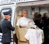 Après cette matinée, le souverain pontife a partagé un déjeuner avec l’archevêque de Monaco.

Départ du pape Léon XIV de l'héliport de Monaco en présence du prince Albert II et de la prince Charlène - Visite historique en principauté du pape Léon XIV - Monaco le 28 mars 2026.
© Dominique Jacovides - Bruno Bebert / Bestimage
