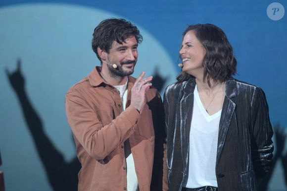 Jérémy Frérot, Laure Manaudou enregistrent l'émission "La Chanson secrète 11" à Paris, diffusée le 24 juin sur TF1. 

© Cyril Moreau / Bestimage