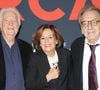L’acteur André Dussollier a pris la pose avec Alain Finkielkraut et sa femme Sylvie Topaloff sur le tapis rouge

André Dussollier, Alain Finkielkraut et sa femme Sylvie Topaloff - Première du film "Mercato" au cinéma "Le Grand Rex" à Paris, le 17 février 2025.
© Guirec Coadic/Bestimage