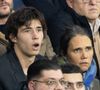 Ils étaient venus soutenir le PSG face au Bayern Munich.


Jeanne Herry et son fils Antoine - Célébrités dans les tribunes du match de Ligue des Champions entre le PSG contre le Bayern de Munich (1-2) au Parc des Princes à Paris le 4 novembre 2025. © Cyril Moreau/Bestimage