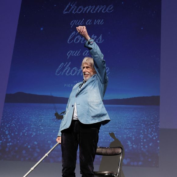 Exclusif - Pierre Richard sur scène lors de la présentation de son film "L'homme qui a vu l'ours qui a vu l'homme" au festival "Ciné Comédies" à Lens-Liévin, le 29 mai 2025.
© Denis Guignebourg/Bestimage