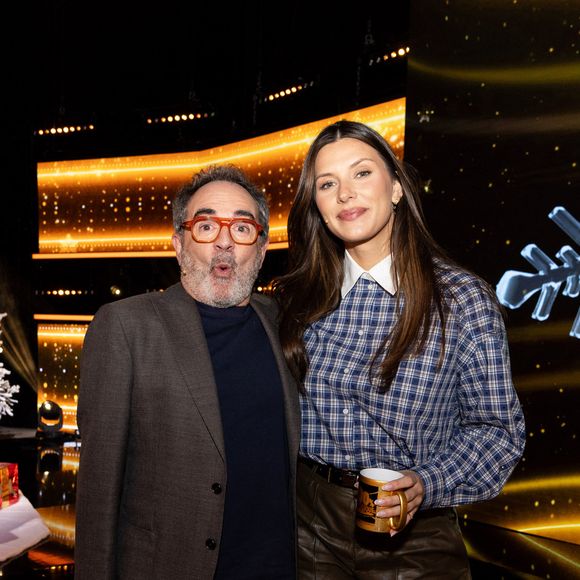 Exclusif - Bruno Solo, Camille Cerf lors de l'enregistrement de l'émission "100% Logique", présentée par C.Féraud et diffusée le 20 décembre 2025 sur France 2, à Saint Denis, France, le 25 novembre 2025. © Jeremy Melloul/Bestimage