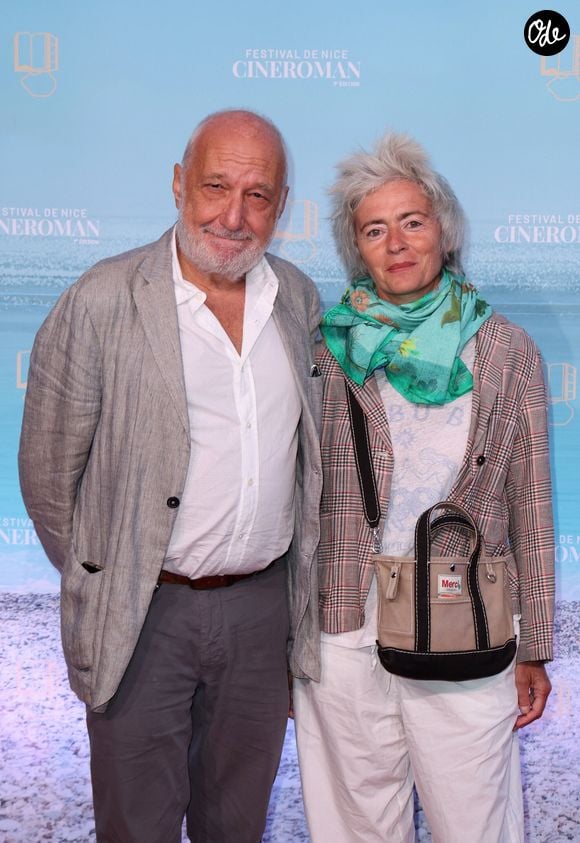 Il n’a également pas hésité à partager les adresses où il aime se rendre, à commencer par la crêperie située rue Anatole-France.

François Berléand et sa compagne Alexia Stresi - Tapis rouge de la soirée d'ouverture de la 7ème édition du festival Cineroman à Nice le 29 septembre 2025. © Dominique Jacovides - Bruno Bebert / Bestimage