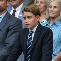 Le prince George fête ses 13 ans : le nouveau portrait du fils de Kate Middleton et William prouve qu'il a déjà tout d’un grand !
