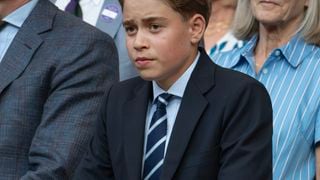Le prince George fête ses 13 ans : le nouveau portrait du fils de Kate Middleton et William prouve qu'il a déjà tout d’un grand !