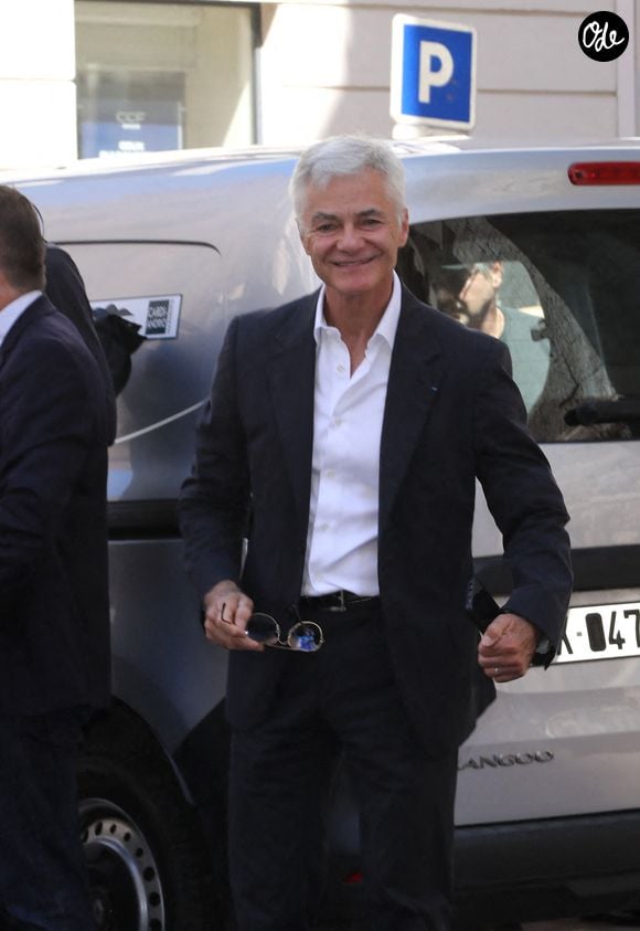 Cyril Viguier lors des obsèques de Philippe Bouvard en l'église Notre-Dame de Bon Voyage à Cannes, le 31 août 2026.
© Chavaroche-Guignebourg / Bestimage
