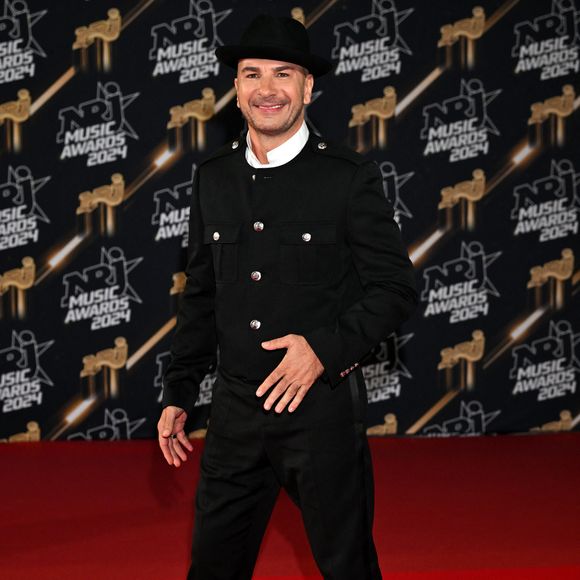 Un sujet qu'il avait abordé en 2023 lors d'une interview pour Gala.

Michael Youn au photocall de la 26ème édition des NRJ Music Awards à Cannes, le 1er novembre 2024. © Bebert-Guignebourg/Bestimage