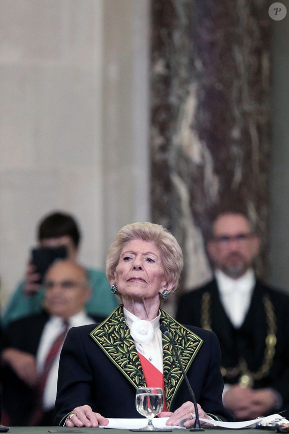 Exclusif - Hélène Carrère d'Encausse lors de l'entrée de Pascal Ory à l'Académie Française. Paris, le 20 octobre 2022.
© Stéphane Lemouton/Bestimage