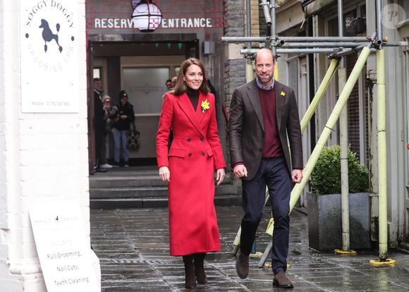 Le prince William, prince de Galles, et Catherine (Kate) Middleton, princesse de Galles lors de leur visite royale à Pontypridd, Royaume Uni, le 27 février 2025. © Backgrid UK/Bestimage