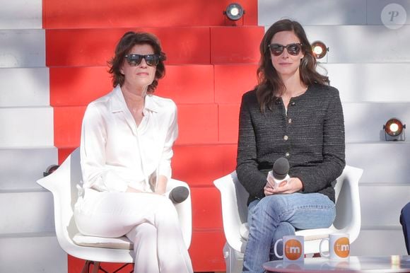 Exclusif - Irène Jacob, Anna Mouglalis sur le plateau de Télématin lors du 77ème Festival International du Film de Cannes le 17 mai 2024. © Jack Tribeca / Bestimage