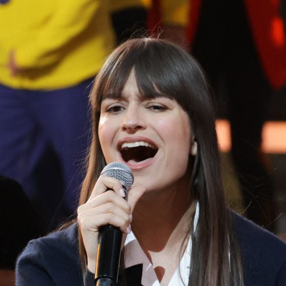 Au départ, le concert prévu pour la réouverture de la cathédrale Notre-Dame de Paris devait être diffusé en direct sur France 2 le samedi 7 décembre 2024

Clara Luciani - Les célébrités se mobilisent pour la 38ème édition du Téléthon dans les studios de France 2 à Paris © Coadic Guirec / Bestimage