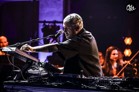 Exclusif - Quentin Mosimann lors de l’enregistrement de l’émission "Le Grand Echiquier - Spéciale Serge Gainsbourg" présentée par C.Chazal et A.Manoukian et diffusée le 7 avril 2026 sur France 2, à Paris, France, le 17 septembre 2025. © Jack Tribeca/Bestimage