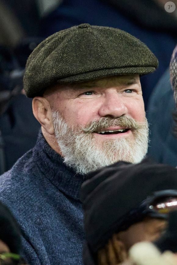 Mais Philippe Etchebest sera absent de l'une d'elles
Philippe Etchebest - Célébrités assistent au match de Ligue des champions entre le PSG et l'Atlético de Madrid au Parc des Princes à Paris le 6 novembre 2024. © Cyril Moreau/Bestimage