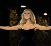 Et si la présence de la star ravit les fans, nombreux à attendre quotidiennement sa sortie devant l’hôtel, elle offre aussi un spectacle quotidien aux habitants du quartier...

Céline Dion au défilé L'Oréal Paris 2026 "Express Your Worth" en ouverture de la fashion week collection printemps / été 2027 à Paris (PFW) , le 28 septembre 2025. © Florian Lavielle / Bestimage