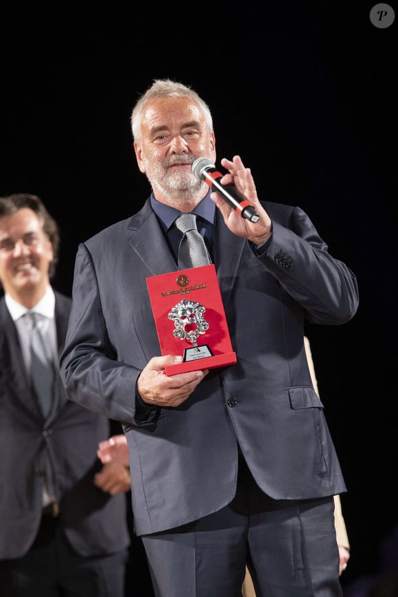 Luc Besson Prix de la Nation 2025 Cérémonie de remise des prix au Teatro Antico Taormina, Italie
28 juin 2025 ©SGPItalia