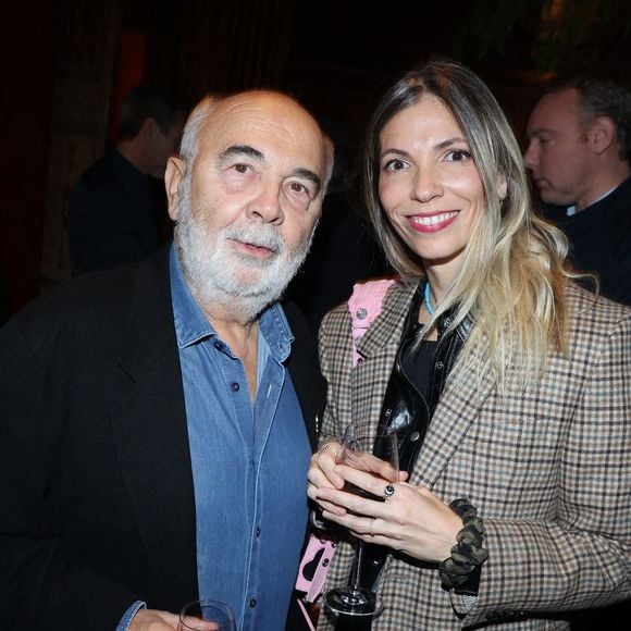 "Elle n’a pas 15 ans non plus !" a-t-il confié à "TV Grandes Chaînes" au sujet de celle qui est devenue sa femme en 2016.

Exclusif - Gérard Jugnot et sa femme Patricia Campi assistent au lancement du livre " Le Splendid par Le Splendid " organisé par Five Eyes Production au Buddha Bar à Paris, France, le 20 novembre 2024 à Paris, France. Photo by Jerome Dominé/ABACAPRESS.COM