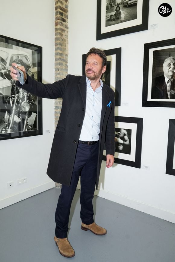Samuel Le Bihan - Vernissage de l'Exposition « 11 »consacrée au photographe et réalisateur Richard Aujard sur l'Île Saint-Louis le 9 octobre 2025.

© Anne-Sophie Guebey / Bestimage
