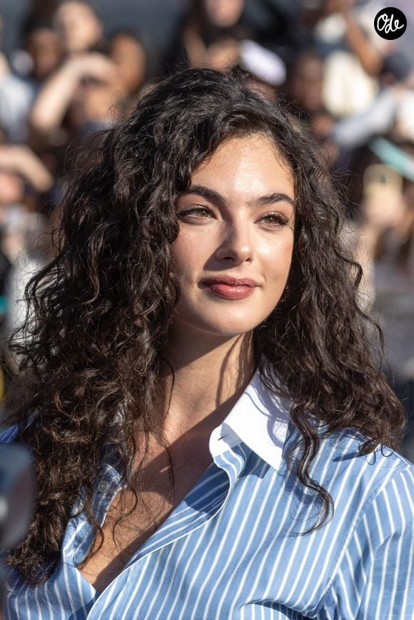 Deva Cassel est arrivée au défilé Christian Dior Femme Automne-Hiver 2026-2027 dans le cadre de la Fashion Week de Paris, le 3 mars 2026 à Paris, en France. Photo de Nasser Berzane/ABACAPRESS.COM