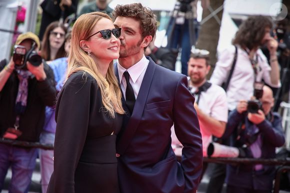 La procédure n'a finalement été actée que lorsque l'actrice est tombée enceinte de son compagnon suivant.

18 mai 2026, Cannes, France : Virginie Efira et Niels Schneider assistent au tapis rouge de ''L'Inconnue'' au 79ème Festival de Cannes. (Crédit photo : © Marco Barada/SOPA Images via ZUMA Press / Bestimage Wire / Bestimage)