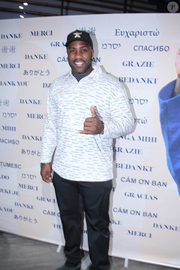 Teddy Riner - Soirée de remerciement de Teddy Riner à la Maison du judo à Montrouge, le 29 novembre 2024. Devant une centaine d'invités, Le champion olympique (11 fois) et champion olympique (5 fois) a tenu à remercier tous ceux qui l'ont soutenu tout au long de son impressionnante carrière, de son premier entraîneur en club jusqu’à sa femme et sa mère, en passant par sa psychologue de l’INSEP. Une vente aux enchères au profit de l'association de Teddy Riner a conclu la soirée. 
© Philippe Baldini / Bestimage