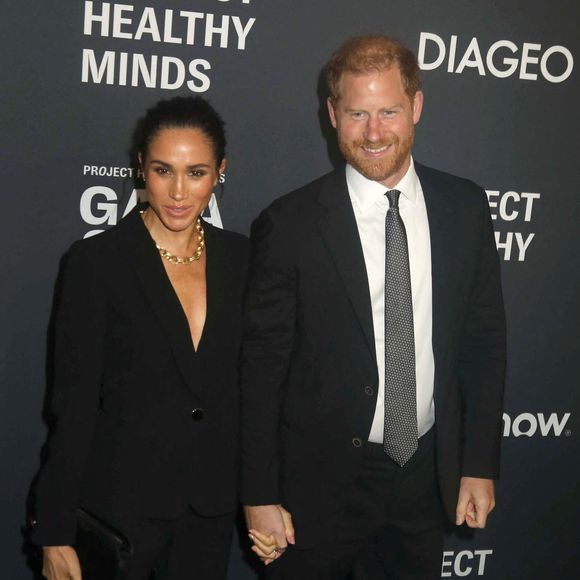 Le prince Harry, duc de Sussex et Meghan Markle, duchesse de Sussex, lors du 3ème gala annuel du projet "Healthy Minds" aux Spring Studios à New York, le 9 octobre 2025. Photo : Zuma Press / Bestimage