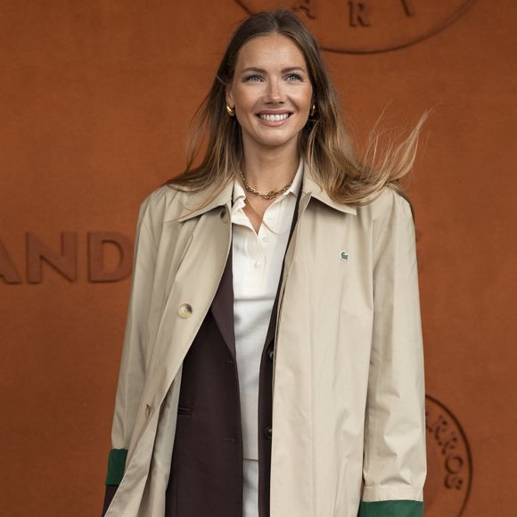 Amandine Petit (Miss France 2021) au village lors des Internationaux de France de Tennis de Roland Garros 2025, à Paris, France, le 5 Juin 2025. © Jacovides-Moreau/Bestimage
