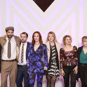 Mehdi Nebbou, Audrey Fleurot, Marie Denarnaud et toute l'équipe de la série HPI - 6 ème édition du Festival Séries Mania à Lille, France, le 21 mars 2023. © Christophe Aubert via Bestimage
