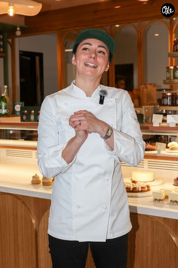 La meilleure pâtissière du monde Nina Métayer lors de l’inauguration de sa boulangerie-patisserie "Fournil par Nina" à La Rochelle, France, le 16 novembre 2024. © Jean-Marc Lhomer/Bestimage