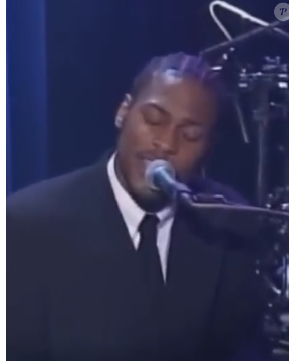 Le chanteur D'Angelo est mort à l'âge de 51 ans.