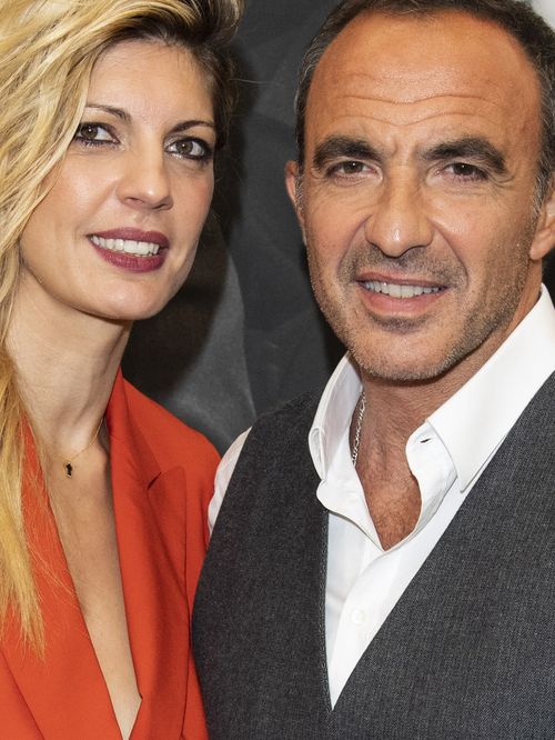 Nikos Aliagas, père de deux enfants avec Tina Grigoriou, leur première rencontre n'a ressemblé a aucune autre : "Nous nous sommes trouvés sans nous chercher"