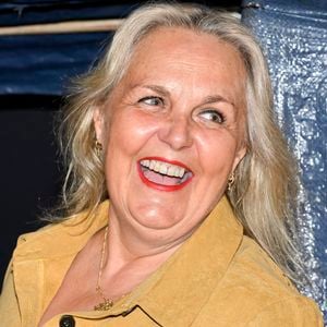 C'est donc une belle revanche sur le passé que connaît la présentatrice dans les bras de Régis Viogeat.

Valerie Damidot assiste à la première de "Indiana Jones et le Cadran du Destin" au Grand Rex le 26 juin 2023 à Paris, France. Photo de Victor Joly/ABACAPRESS.COM