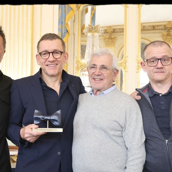 Il a également produit Dany Boon, Michel Berger et même des stars internationales

Arthur, Dany Boon avec son frère Philippe Hamidou, Michel Boujenah - Dany Boon reçoit des mains de Rachida Dati le Grand Prix Raymond Devos de la langue française 2025 au Salon Jérôme du Ministère de la Culture à Paris le 21 mars 2025 © Alain Guizard/Bestimage