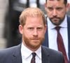 Il a visité le Superhumans Center, une clinique orthopédique dont le but est de soigner et d’accompagner à la réhabilitation des blessés et des civils de la guerre.
Le prince Harry, duc de Sussex au 2ème jour de son appel de la décision de la Haute Cour sur la question de savoir s'il a droit à des gardes du corps armés payés par le contribuable, le 9 avril 2025. Backgrid UK/ Bestimage