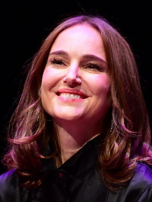 Enceinte de son 3 enfant (dont le papa est un artiste français), Natalie Portman partage une photo de son ventre arrondi pour la fin de sa grossesse