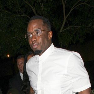 P. Diddy fait l'objet de nouvelles accusations

P. Diddy Sen Combs, vu arrivant au restaurant Boa à Los Angeles, CA, USA, avec sa petite amie Cassie Ventura quelques heures après être tombé de scène aux BET Awards. Photo by ABACAPRESS.COM