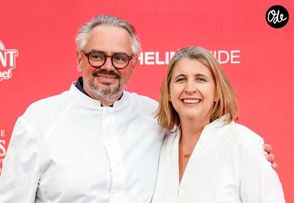 Stéphanie et David Le Quellec au photocall de la cérémonie de remise des étoiles Michelin au Grimaldi Forum de Monaco, le 16 mars 2026. 1 étoile, 7 nouveaux 2 étoiles et 1 nouveau 3 étoiles pour l'édition 2026. © Claudia Albuquerque/Bestimage