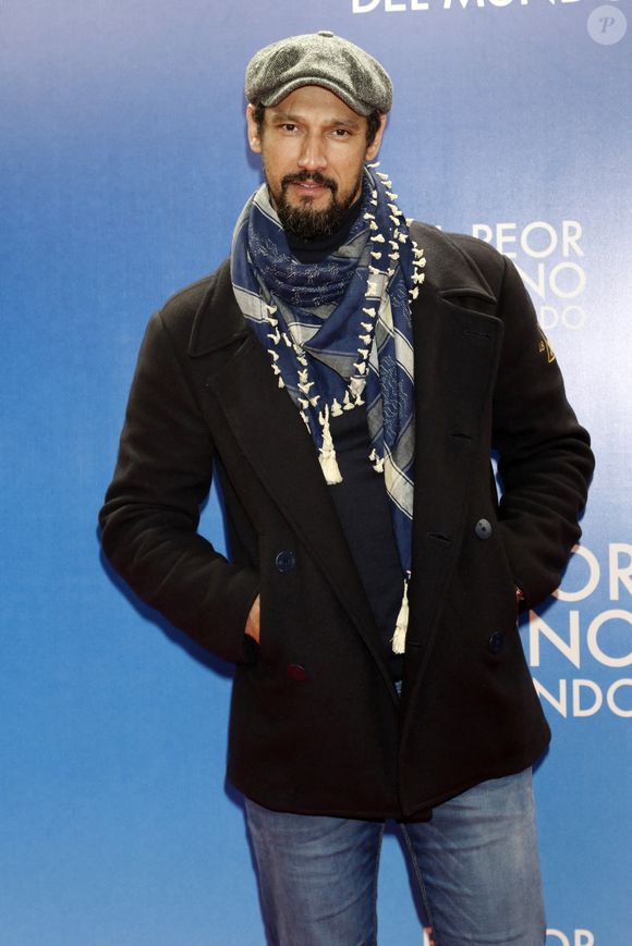 À noter que celui qui interprète le personnage d'Aaron Leclercq dans Demain Nous Appartient, depuis mars 2023, est déjà le papa d'Akilles-Léo Coppet-Chaplin.

Stany Coppet à la première du film "Thanks a Man Called Otto" à Madrid, le 12 décembre 2022.