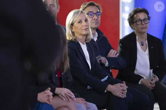 La journaliste française Laurence Ferrari lors d'un événement visant à sensibiliser au harcèlement scolaire dans un lycée de Paris, le 7 novembre 2023, à deux jours d'une journée nationale contre le harcèlement scolaire. Photo by Eliot Blondet/ABACAPRESS.COM