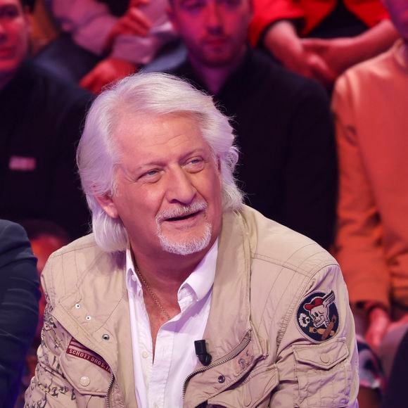 Aux côtés d'Éric Collado, Emmanuel Joucla et d'Éric Massot, le duo a forgé une amitié à toute épreuve, ne se lâchant jamais d’une semelle depuis leurs premiers pas sur scène jusqu'à la gloire rencontrée dans les émissions de Patrick Sébastien.

Exclusif - Patrick Sébastien sur le plateau de l'émission TBT9 (Tout Beau Tout N9uf) présentée par C.Hanouna et diffusée en direct sur W9 le 13 mars 2026
© Jack Tribeca / Bestimage