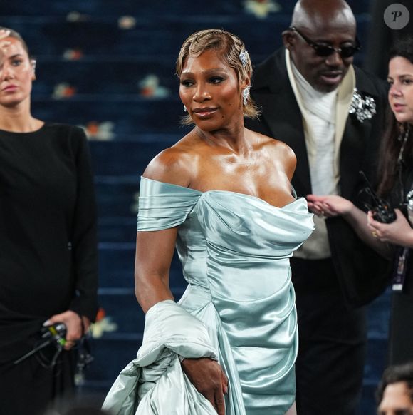 Le prix d'une place individuelle s'élève désormais à 75 000 dollars pour les participants.

Serena Williams au gala de bienfaisance 2025 du Costume Institute célébrant l'ouverture de l'exposition "Superfine : Tailoring Black Style" qui a eu lieu le 5 mai 2025 au Metropolitan Museum of Art à New York City.
STARMAX / BESTIMAGE