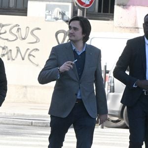 Alain-Fabien Delon assiste son passage en audience, dans le procès l'opposant à sa soeur A.Delon, devant la 17ème chambre correctionnelle du tribunal judiciaire de Paris, le 17 mars 2026. 

Agence / Bestimage