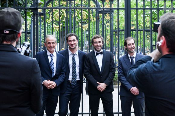 La famille Kretz : "L'Agence" sur TMC : Olivier Kretz et ses enfants Valentin, Martin et Louis - Soirée de gala des 50 ans de la Fondation Claude Pompidou à l'Hôtel Marcel Dassault à Paris le 12 avril 2022.

Rachid Bellak / LMS / Bestimage